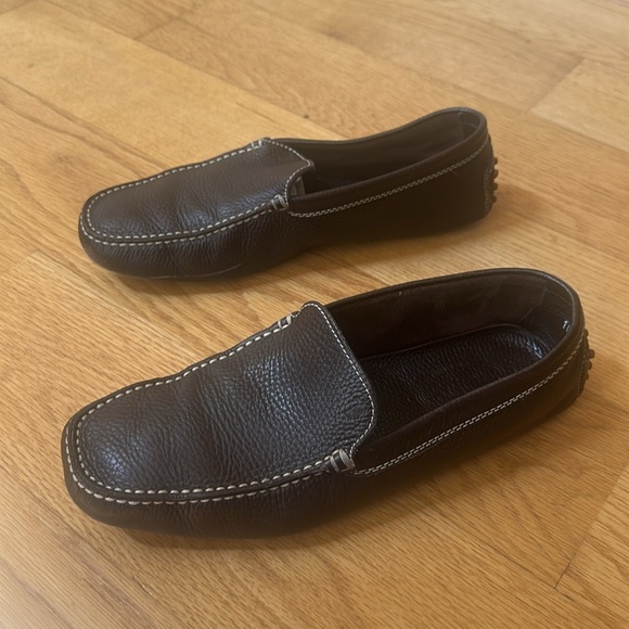 TOD’S LEATHER FLATS Size 10 - Picture 9 of 15